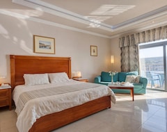 Hotel Paradise Bay Resort (Cirkewwa, Malta)