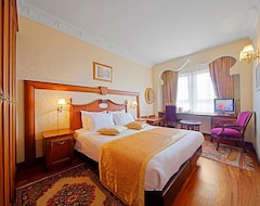 Khách sạn Hotel Azade (Istanbul, Thổ Nhĩ Kỳ)