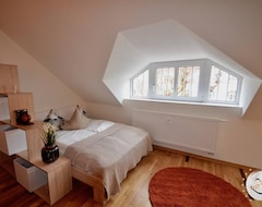 Casa/apartamento entero Newdg-altbau-parkett !!netflix & Relax, 2 Betten (Völklingen, Alemania)