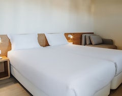 Khách sạn Hotel Spot Family Suites (Porto, Bồ Đào Nha)
