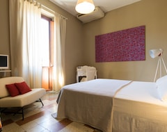 Oda ve Kahvaltı Guest House - Blulassù Rooms (Cagliari, İtalya)