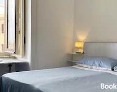 Bed & Breakfast Ambasciata Sorrento Relais (Sorrento, Ý)