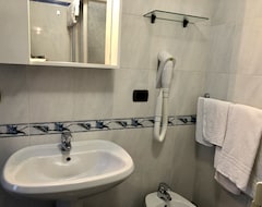 Hotelli Affittacamere Buenavista (Champoluc, Italia)