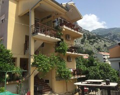 Hotelli Club Neni Hotel Kotor (Kotor, Montenegro)