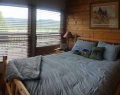 Casa/apartamento entero Georgetown Lake Family And Pet Friendly Cabin With Hot Tub (Anaconda, EE. UU.)