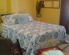 Hotel Roses Place (Chaguanas, Trinidad and Tobago)