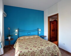 Khách sạn Villevieille 15063053EXT0129 (Piano di Sorrento, Ý)
