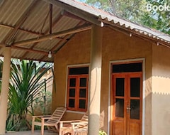 Hotel Monkey Jungle Cottage (Embilipitiya, Sri Lanka)