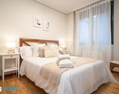 Entire House / Apartment Tenderina Apartamento (Oviedo, Spain)