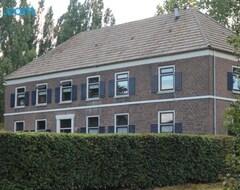 Toàn bộ căn nhà/căn hộ Pipowagen Madelief Uniek Natuurbad Met Strand Exclusief Voor Onze Gasten (Oude IJsselstreek, Hà Lan)