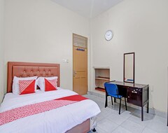 Hotel Oyo 92928 Lavina Guesthouse (Dumai, Indonezija)
