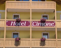 Hotel Cimone (Lavarone, Italija)
