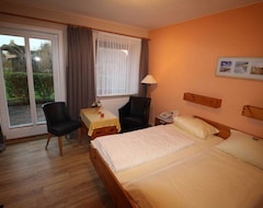 Khách sạn Zim. 5 - Hotel Garni Zur Post (Utersum, Đức)