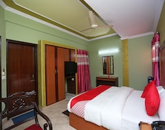 Khách sạn OYO 15398 The Grand Avenue Hotel (Aligarh, Ấn Độ)