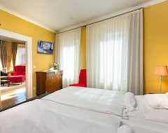 Boutique-Hotel Moseltor (Traben-Trarbach, Germany)
