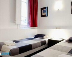 Koko talo/asunto 5-bed Apartment In The Heart Of The City (Barcelona, Espanja)