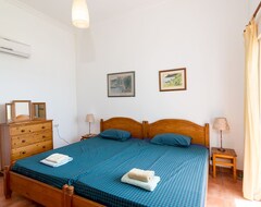 Tüm Ev/Apart Daire Comfortable Villa, Superb Sea View, Large Swimming Pool And Garden, 4 Bedrooms (Torrox, İspanya)