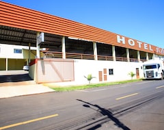 Khách sạn Village (Pato Branco, Brazil)