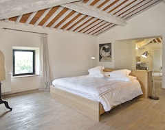 Hotel Cosy Apartment In Villa With Wifi, A/c, Pool, Tv, Patio, Washing Machine, Panoramic View, Parking (Pescaglia, Italy)