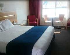 Khách sạn Edgewater Hotel (Devonport, Úc)