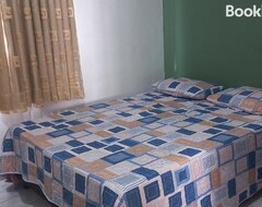 Entire House / Apartment Apartamento Confortavel (São Bento do Una, Brazil)