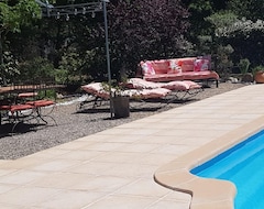 Toàn bộ căn nhà/căn hộ Tastefully Furnished Villa With Terrace, Private Swimming Pool Near Of Lambesc (Lambesc, Pháp)