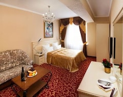 Hotel Uyut Ripsime (Krasnodar, Russia)