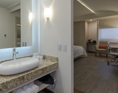 Hotel Holiday Inn Express Mexico - Toreo (Naucalpan, México)