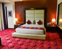 Hotel Almeida (Zirakpur, Indien)