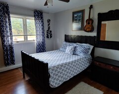 Koko talo/asunto 5 Bedroom Country Home, Sauna,heated Garage,large Yard,pool Table (Chocolay Charter Township, Amerikan Yhdysvallat)