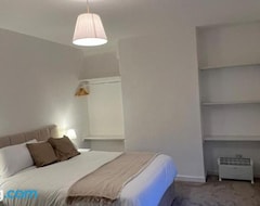 Toàn bộ căn nhà/căn hộ Archillects - Entire Two Bedroom Luxury House (Glasgow, Vương quốc Anh)
