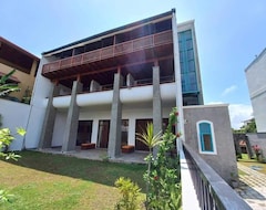 Khách sạn Beverly Suites Mount Lavinia (Mount Lavinia, Sri Lanka)