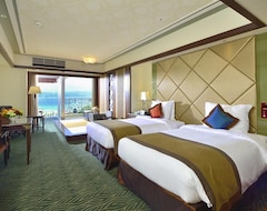 Hotel Okinawa Kariyushi Resort Exes Onna (Okinawa, Japan)