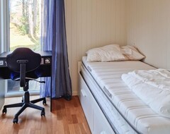 Toàn bộ căn nhà/căn hộ 4 Bedroom Accommodation In Mandal (Mandal, Na Uy)