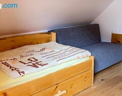 Toàn bộ căn nhà/căn hộ Apartma Jezerci (Gozd Martuljek, Slovenia)