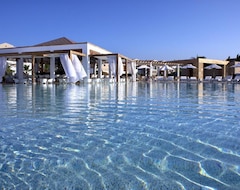 Khách sạn Pelagos Suites Hotel & Spa (Lambi, Hy Lạp)