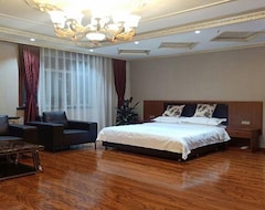 Khách sạn Baiquan Qiankun Business Hotel (Baiquan, Trung Quốc)