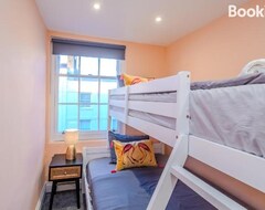 Toàn bộ căn nhà/căn hộ 2 Bedrooms & 2 Bathroom Holiday Flat Right Next To Brighton Beach Sleep Upto 6 Guests (Brighton, Vương quốc Anh)