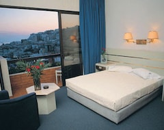 Hotel Mistral (El Pireo, Grecia)