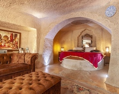 Khách sạn Ottoman Cave Suites (Göreme, Thổ Nhĩ Kỳ)