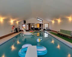 Toàn bộ căn nhà/căn hộ Private Pool Party Sleepover Studio In Farm Country + Hot Tub! (Eden, Hoa Kỳ)