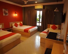 Khách sạn Oyo 90050 V Hotel (Teluk Intan, Malaysia)