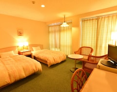 Khách sạn Kumejima hotel Garden Hills (Kumejima, Nhật Bản)