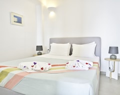 Hotel The Last Sunbeam - Adults Only (Fira, Grecia)