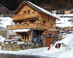 Casa/apartamento entero Apartment In Mountain Chalet Overlooking The Valley And The Ski Slopes (Aillon-le-Jeune, Francia)