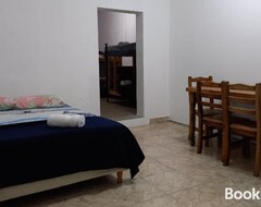 Casa/apartamento entero Departamentos Amoblado Para 4 Personas (Paraná, Argentina)