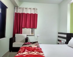 Hotelli Ac Room At Hotel Viraat Inn(near Gaya Railway Station) (Bodh Gaya, Intia)