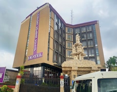 Khách sạn Airport Golden Tulip Hotel. (Lagos, Nigeria)