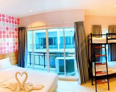 Hotel The Bedroom (Bangkok, Thailand)