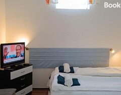 Toàn bộ căn nhà/căn hộ Kiskastely Apartman (Balmazújváros, Hungary)